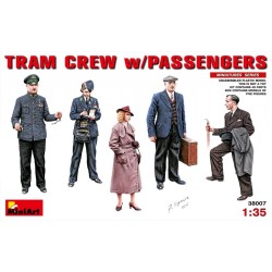 Tram crew + passengers