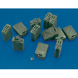 US WWII Jerricans - Accessories