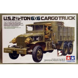 US 2 1/2 Ton 6x6 cargo truck