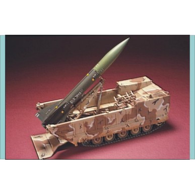 M667 Lance guided missille equipment carrier