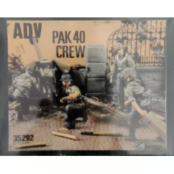 PAK40 crew